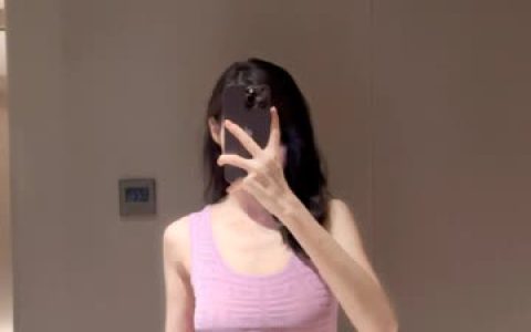 如何看待抖音网红麻利亚辣微密圈资源？粉丝热议，微密圈内容的深度剖析