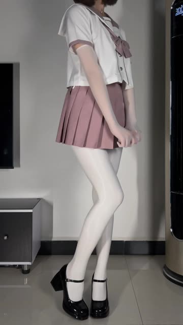 白龙猫女在哪看她的最新作品?如何找到白龙猫女的资源?