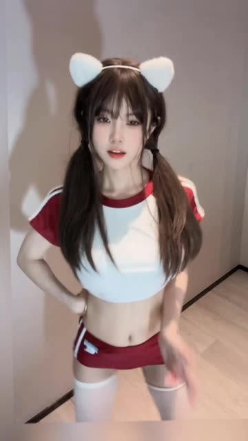 解析给乔买裙子的付费内容,揭秘微密圈中的专属圈子