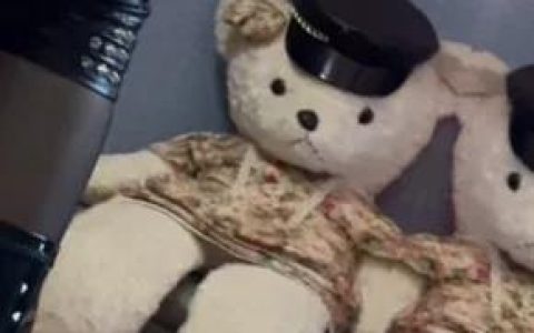 张鑫Amy跳舞视频合集舞姿优雅撩动心弦，从微密圈到抖音的舞蹈进阶之旅