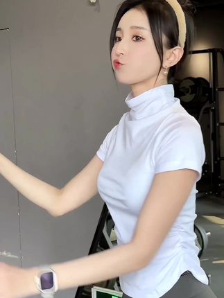 李嘉欣97女网红为何突然消失？深度分析她的网红生涯