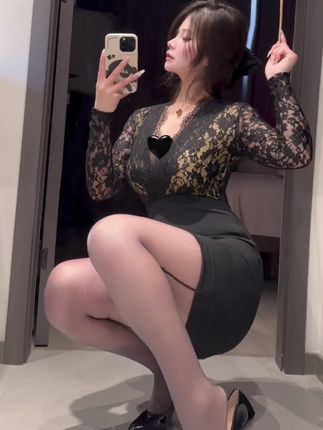 微密圈中的桃沢樱呀,日常与工作的完美结合