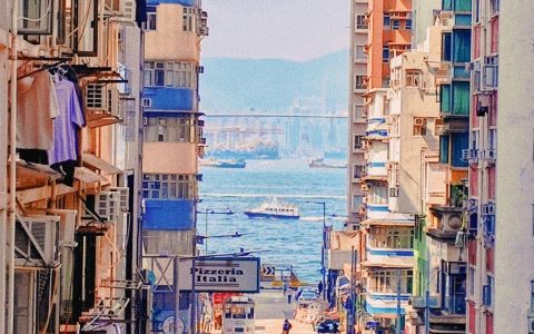 虎牙小海臂为何不再直播？粉丝最关注的问题