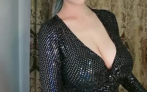 一个小球球跳舞视频合集分享，她的热舞作品为何屡创佳绩？