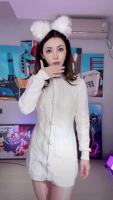 一只霸王兽翻白眼搞笑视频，舞蹈视频背后隐藏的趣味