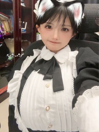 古阿扎的全部作品一览,从热舞到定制视频的全收录