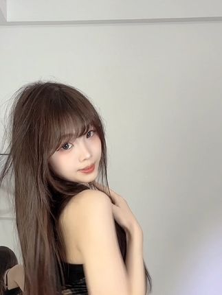 快手男王去哪里了?她的下落为何备受关注?