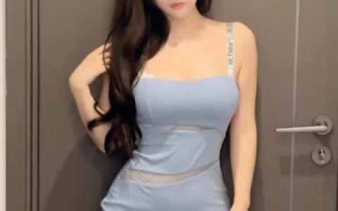 花椒宁依纯录制节目小视频，女主播的节目片段分享