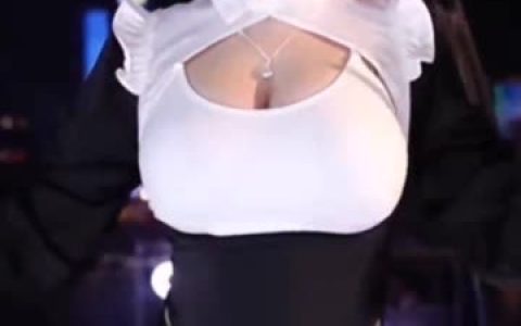 CC深田老师的教学风格，她是如何赢得粉丝的喜爱？