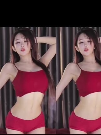 男王早期跳舞视频回放,她是如何一步步走红的?