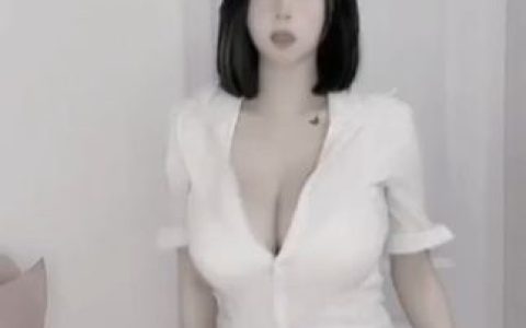 快手男王是谁？男王的身份与背景大揭秘