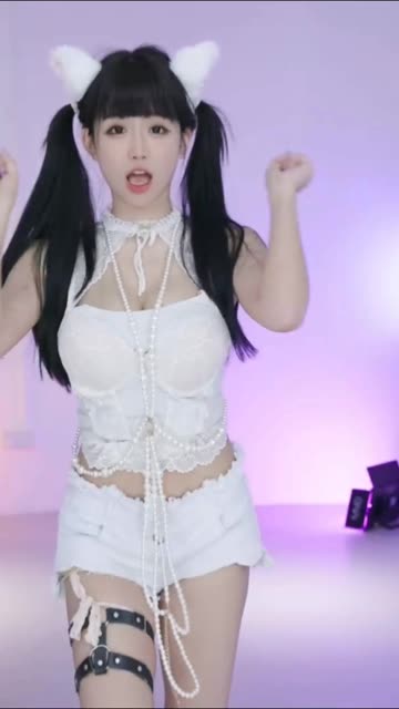 CC深田老师的舞蹈风格，她的风格如何影响舞蹈界？