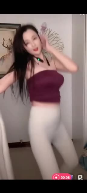 快手燕儿经典付费舞蹈合集,她的私人定制视频为何如此受欢迎?