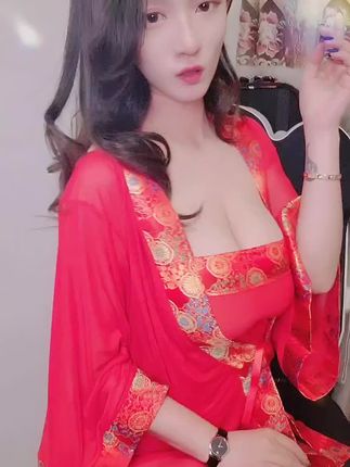 一个小球球快手视频合集，她的舞蹈风格为何引发热议？