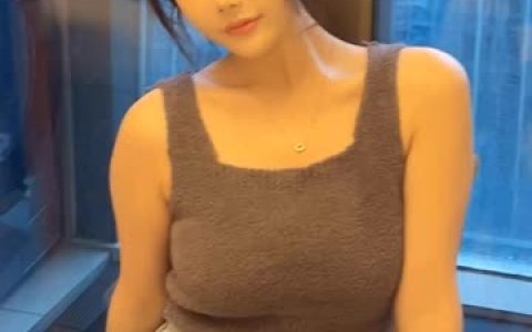 花椒主播阿尔式弥斯是谁？与宁依纯的关系揭秘