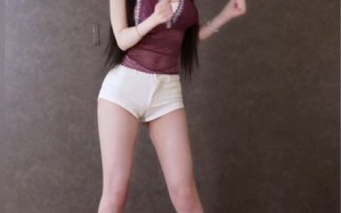 抖音水蜜桃跳舞蛋仔主题曲，为何这个舞步深受喜爱？