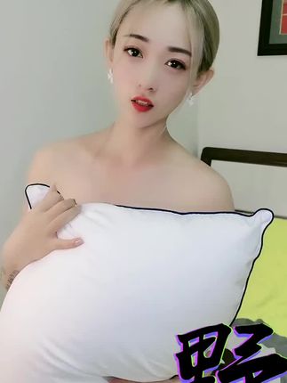 一个小球球私人定制舞蹈揭秘,粉丝为她的定制舞蹈视频疯狂