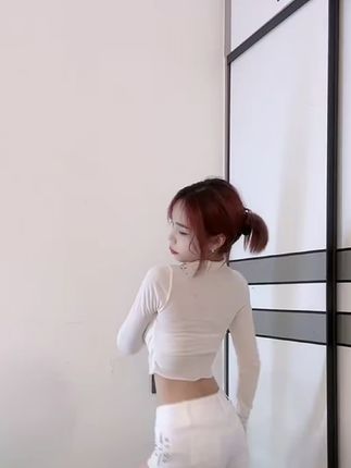 快手男王是谁？男王的身份与背景大揭秘