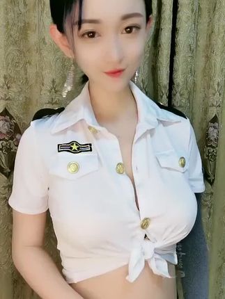 一个小球球私人定制舞蹈揭秘,粉丝为她的定制舞蹈视频疯狂