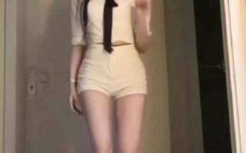 织梦痣铃红色短衫舞蹈合集，高人气视频分享