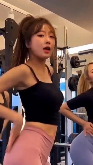 抖音万0去哪了?万0直播平台更换全揭秘