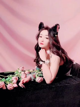 快手一个小球球的资料背景揭秘,小球球的定制视频为何受欢迎?