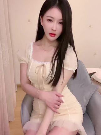 夏天的小雪以前的视频,回顾她的早期视频与成长历程