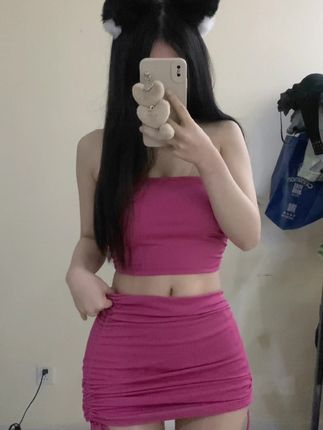 小芋泥yyy嘉宾贴互动集锦,她与粉丝的独特互动有哪些亮点?