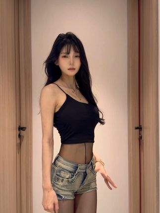 一只树懒免费写真微密圈欣赏，她的铁粉空间中有哪些精美作品？