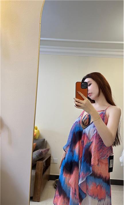 觅圈玫桃泡芙作品合集,她如何影响年轻用户?