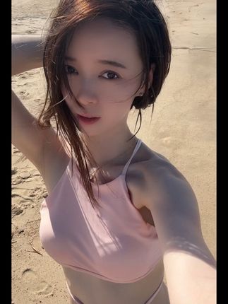 抖音七七仙女的青春照合集,充满活力的春风少女