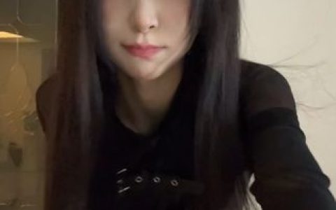 一只树懒的蛋仔派对精彩瞬间，她的趣味直播内容让人印象深刻