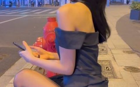 抖音网红脸红mm微密圈资源，不是脸红Dearie哦