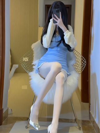 猫梨梨复刻圣杯作品集,她的作品有哪些独特之处?