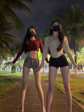 唐十七的微博互动方式，从评论到私信的粉丝联系