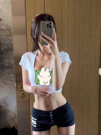 脸红mm是谁?深度解读她的网络红人之路