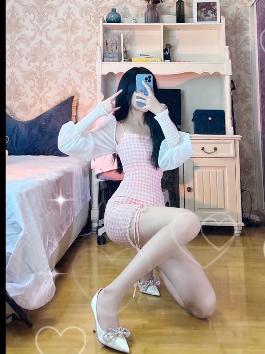 唐十七微博的互动与分享,如何与她建立联系