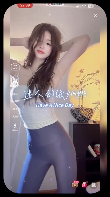 抖音迷人的张奶奶舞蹈回放,重播那些热舞瞬间