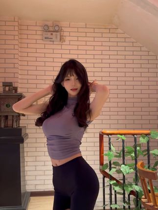 一只树懒是哪里人？她的背景和成长经历揭秘