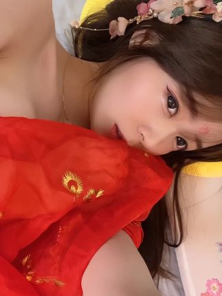 抖音七七仙女自拍图集，她的最新自拍欣赏