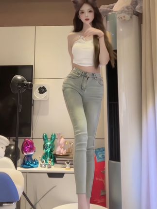 小艾baby跳舞劲爆视频,热门舞蹈合集分享