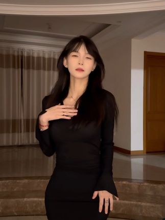 抖音一只树懒图片包合集,她的图片合集在哪可以找到?