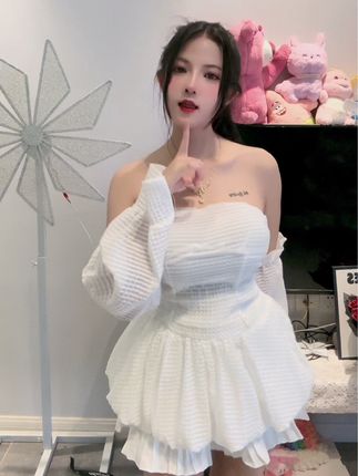 脑婆睡醒啦最新视频集,展示她的多才多艺