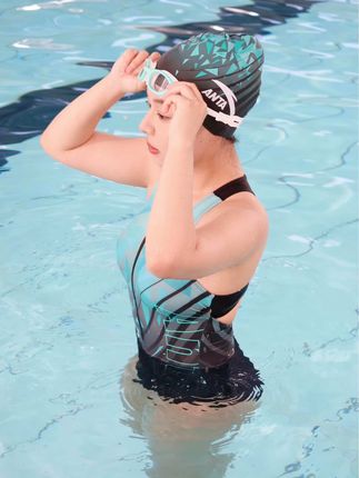 月球造梦家写真专辑大合集，她的独特魅力何在？