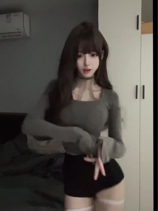 小马漫漫早期视频揭秘，回顾她的成长与变化