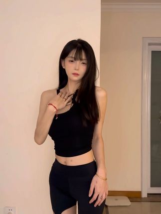 一只树懒直播跳舞录屏欣赏,她的舞姿风采如何吸引观众?