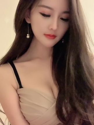 夏天的小雪微密圈内容深度分析,她如何打造个人品牌