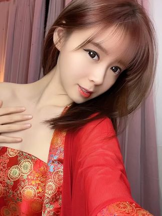 抖音七七仙女直播间互动，粉丝最爱的直播时刻