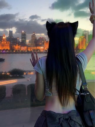 脸红mm的红颜瞬间，艺术摄影展现她的多重美