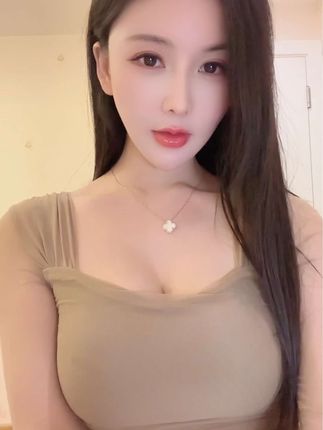 夏天的小雪以前的视频,回顾她的早期视频与成长历程